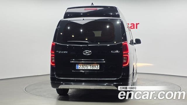 Hyundai The / новый New Grand Starex лимузин, 2019 4