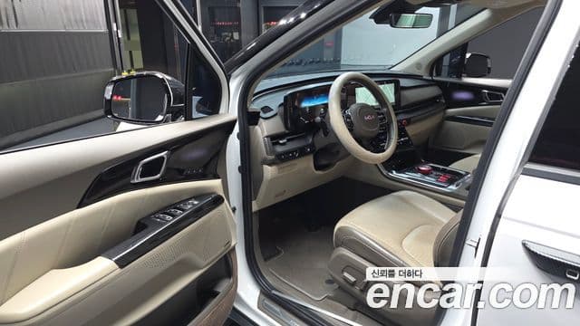 Kia Carnival 4세대 Signature, 2023 10