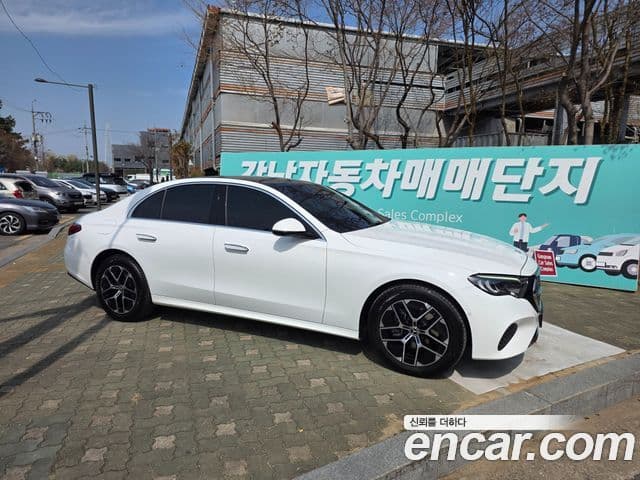 Mercedes-Benz E-класс W214 Avantgarde, 2026 2