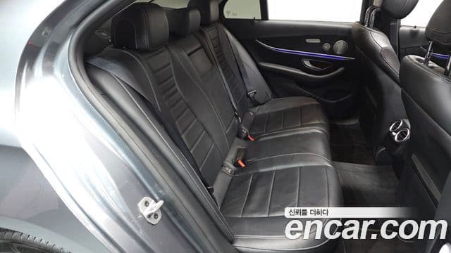 Mercedes-Benz E-класс W213 Avantgarde, 2020 11