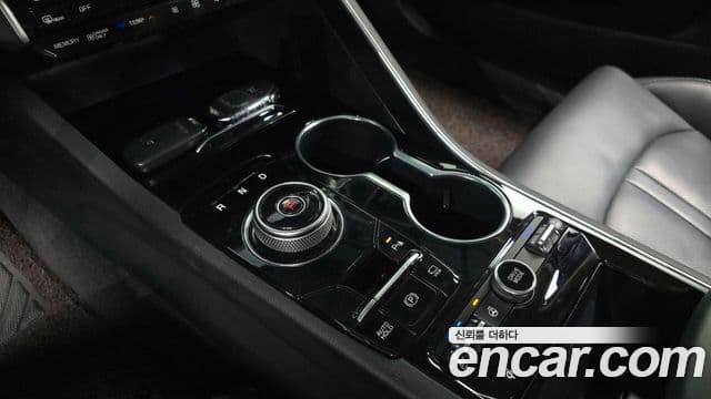 Kia K5 гибрид 3세대 Prestige, 2023 9