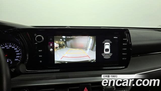 Kia K5 гибрид 3세대 Prestige, 2023 14