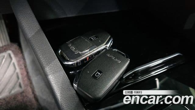 Kia K5 гибрид 3세대 Prestige, 2023 18