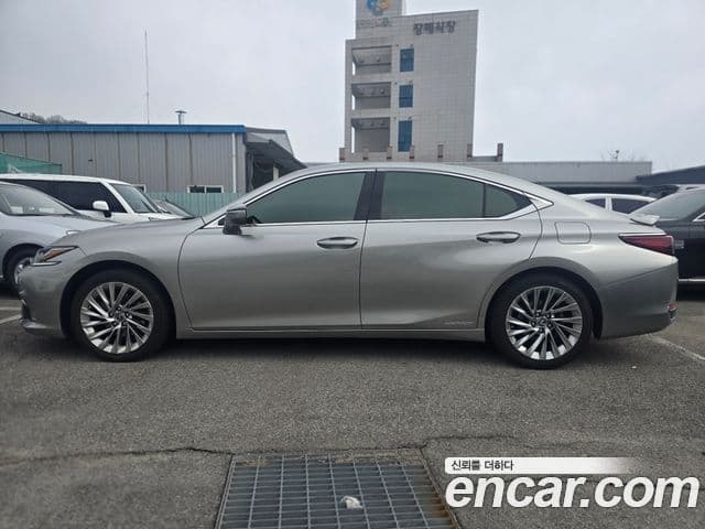 Lexus ES300h 7세대 Luxury Plus, 2021 9