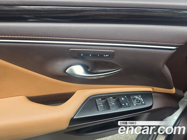 Lexus ES300h 7세대 Luxury Plus, 2021 20