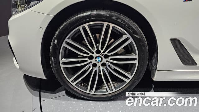 BMW 5시리즈 (G30) 520d M Sport Plus, 2020 все фото