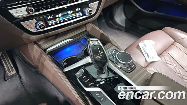 BMW 5시리즈 (G30) 520d M Sport Plus, 2020 9