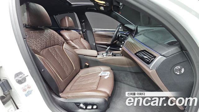 BMW 5시리즈 (G30) 520d M Sport Plus, 2020 10