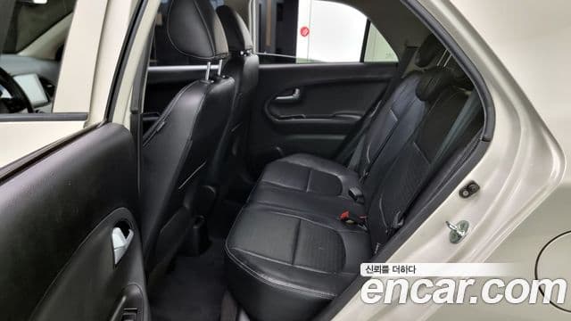 Kia The / новый New Morning Luxury, 2016 13