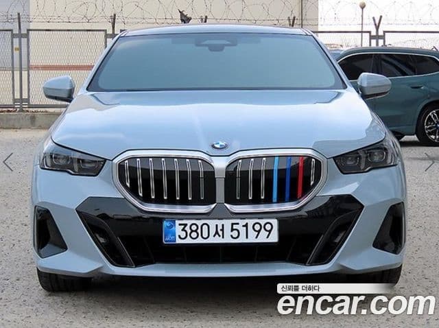 BMW 5시리즈 (G60) 530i xDrive M Sport, 2025 2