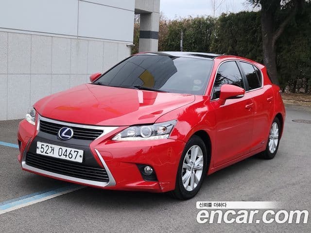 Lexus CT200h ZWA10, 2017 3