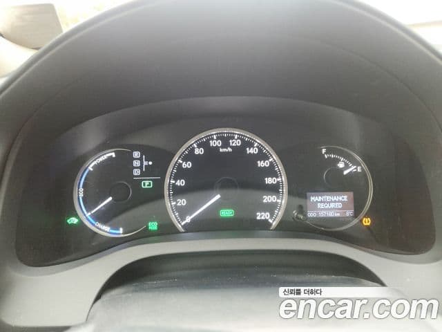 Lexus CT200h ZWA10, 2017 20