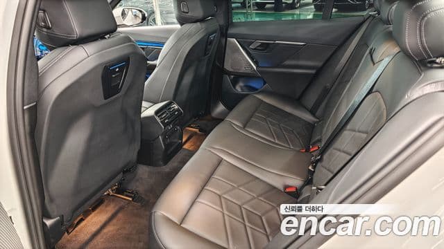 BMW 5시리즈 (G60) 523d M Sport, 2025 11