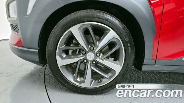 Hyundai Kona Modern Art, 2018 все фото