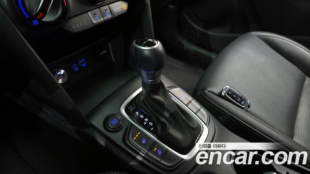 Hyundai Kona Modern Art, 2018 9