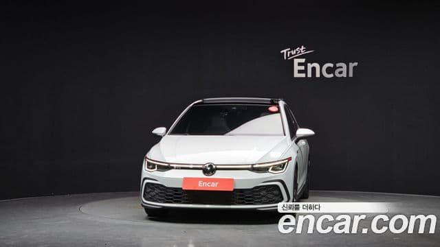 Volkswagen Гольф 8세대 2.0 GTI, 2024 3
