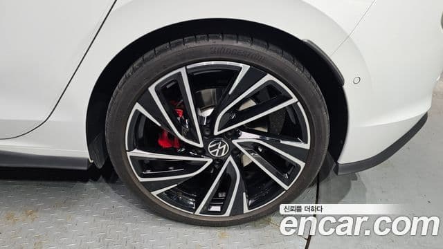 Volkswagen Гольф 8세대 2.0 GTI, 2024 все фото