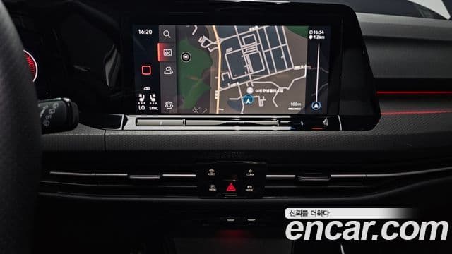 Volkswagen Гольф 8세대 2.0 GTI, 2024 15