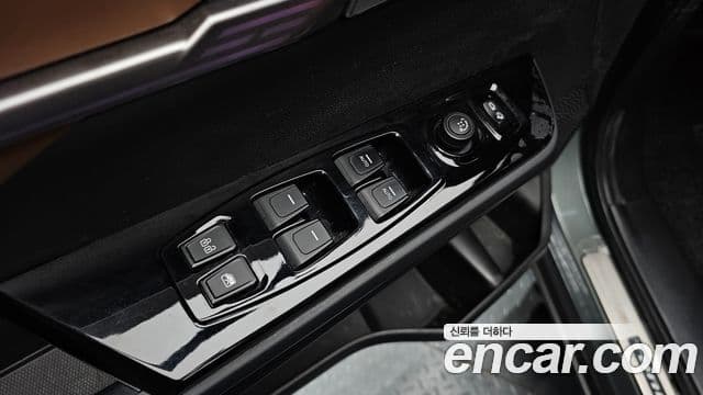 KG모빌리티(SsangYong) Torres T7, 2023 16