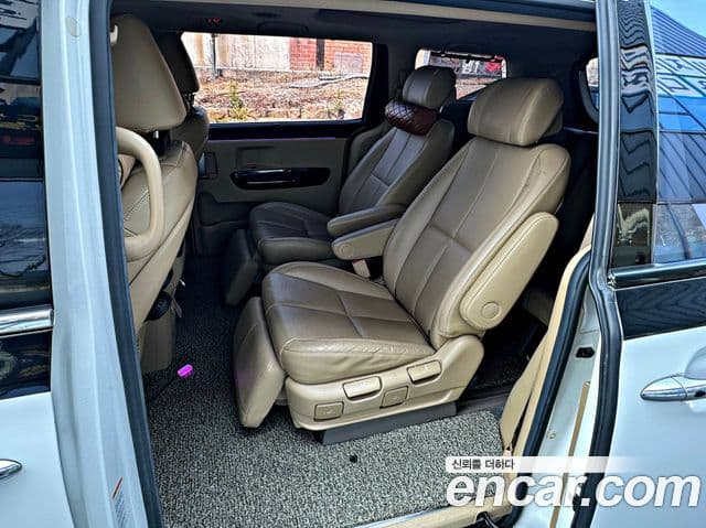 Kia All New Carnival President, 2017 9