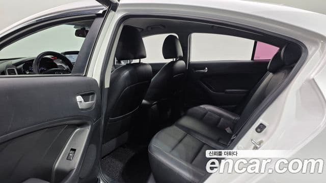 Kia K3 Deluxe, 2014 12