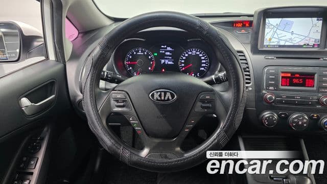 Kia K3 Deluxe, 2014 13
