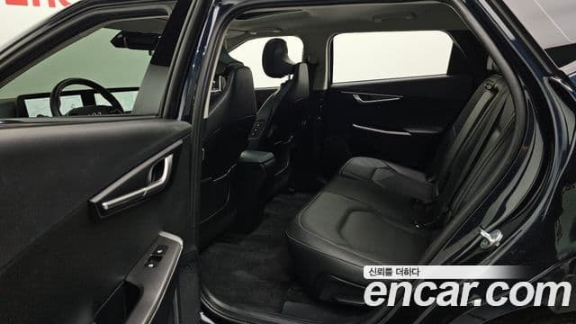 Kia EV6 Air, 2022 13