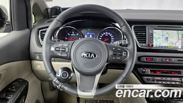 Kia All New Carnival Prestige, 2016 13