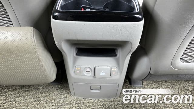 Kia All New Carnival Prestige, 2016 18