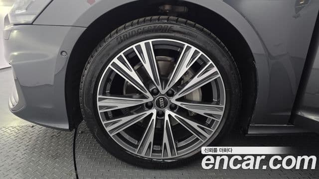 Audi A6 (C8) Premium, 2023 все фото