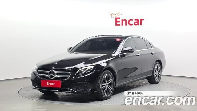 Mercedes-Benz E-класс W213 Avantgarde, 2020 1