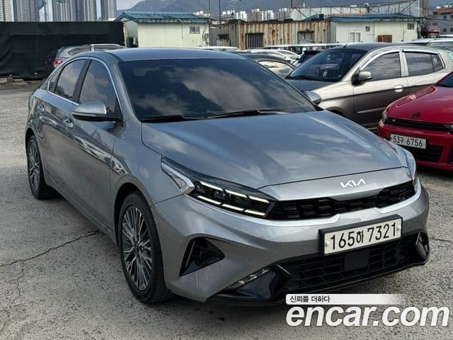 Kia The / новый New K3 2세대 Signature, 2022 1