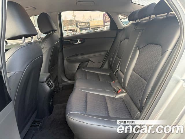 Kia The / новый New K3 2세대 Signature, 2022 13