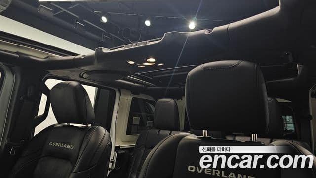 Jeep Wrangler (JL) 2.0 Overland Power top 4도어, 2021 17