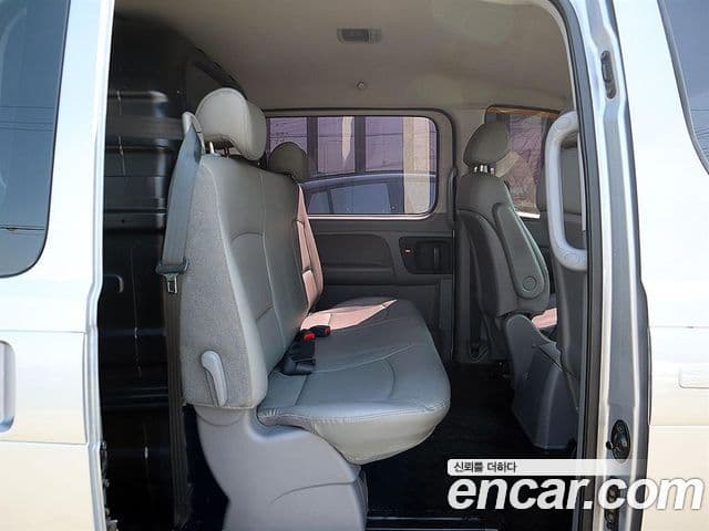 Hyundai Grand Starex CVX Luxury, 2013 14