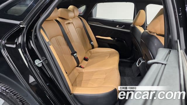 Kia K5 3세대 Signature, 2021 12