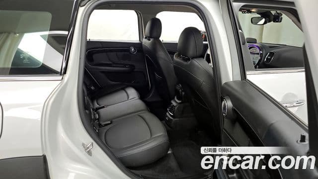 Mini Cooper D Countryman 2세대, 2022 12