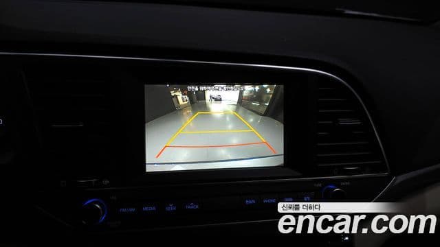 Hyundai Avante AD 1.6 GDI Smart, 2016 16