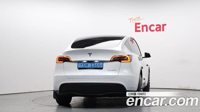 Tesla модель Y Long Range AWD, 2024 4
