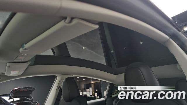 Tesla модель Y Long Range AWD, 2024 19