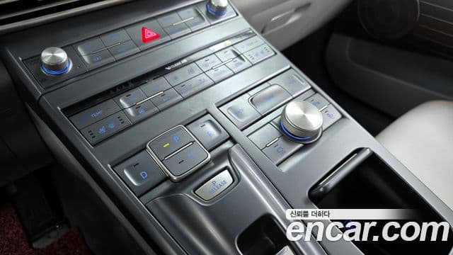 Hyundai NEXO Premium, 2020 9