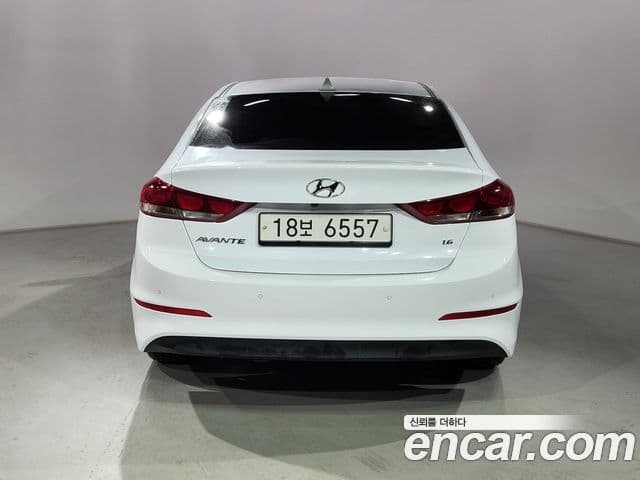 Hyundai Avante AD 1.6 GDI Value Plus, 2018 4