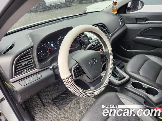 Hyundai Avante AD 1.6 GDI Value Plus, 2018 16