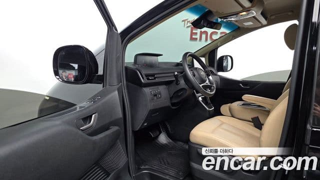 Hyundai Staria Modern, 2022 11