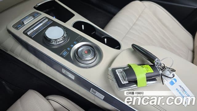 Genesis GV70, 2022 9