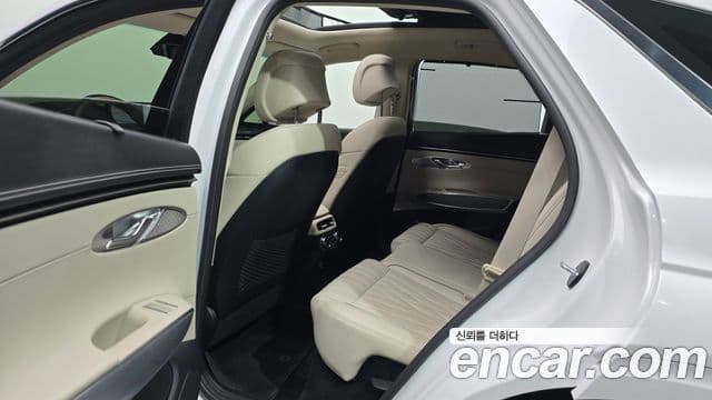 Genesis GV70, 2022 12