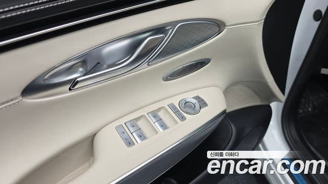 Genesis GV70, 2022 17