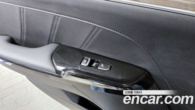 Kia K5 3세대 Signature, 2021 19