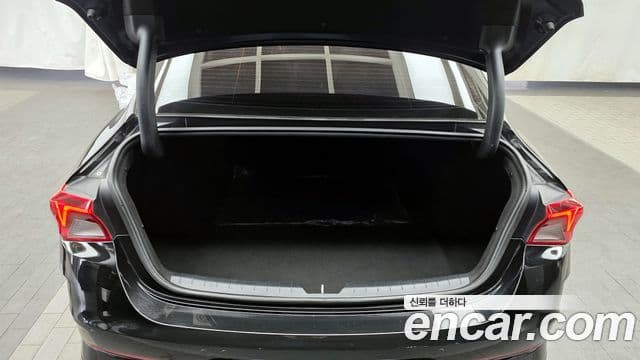 Kia K5 3세대 Signature, 2021 20