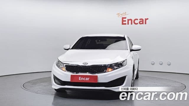 Kia K5 Special, 2011 3